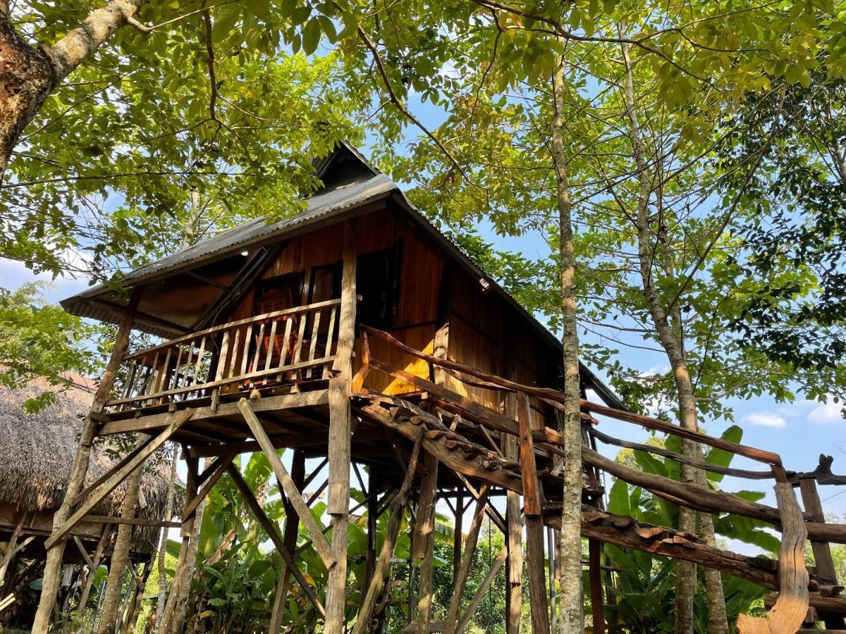 Вілла Sunny Field Eco Stilt House Каттьєн Екстер'єр фото