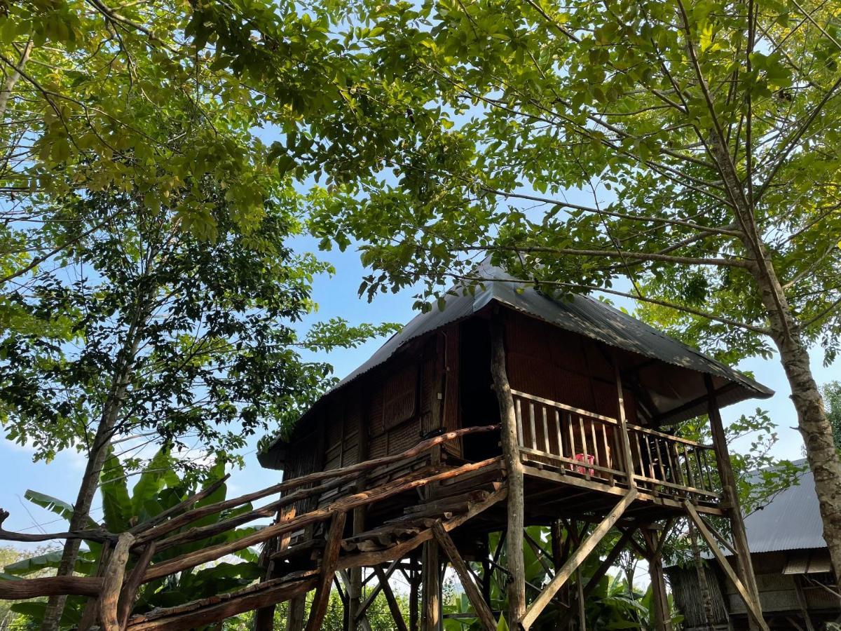 Вілла Sunny Field Eco Stilt House Каттьєн Екстер'єр фото