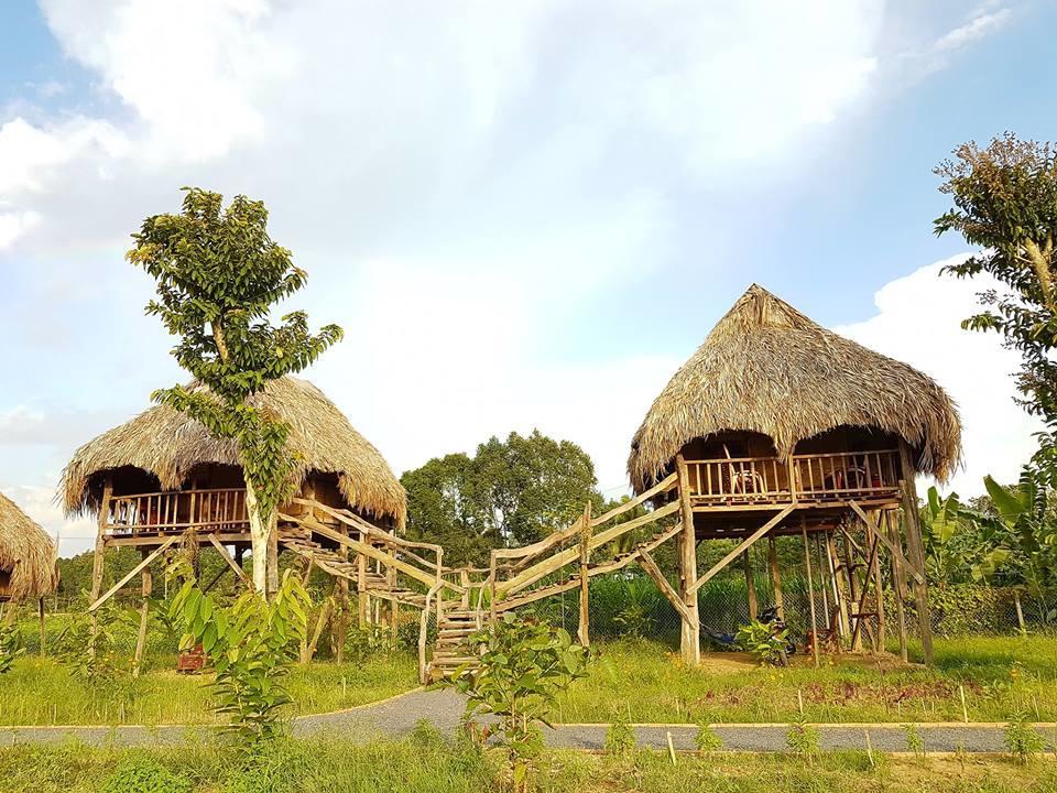 Вілла Sunny Field Eco Stilt House Каттьєн Екстер'єр фото
