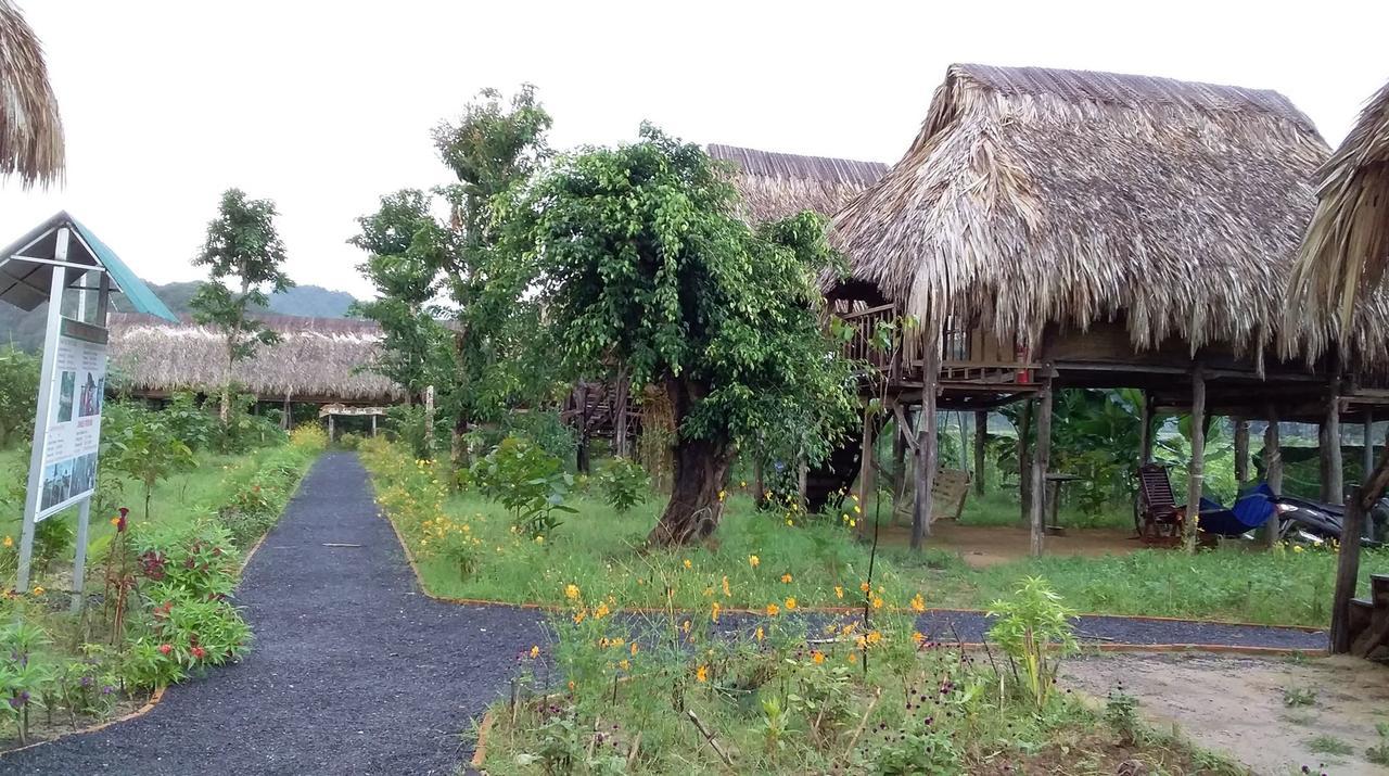 Вілла Sunny Field Eco Stilt House Каттьєн Екстер'єр фото